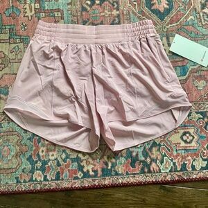 Woman’s Lululemon Hotty Hot shorts